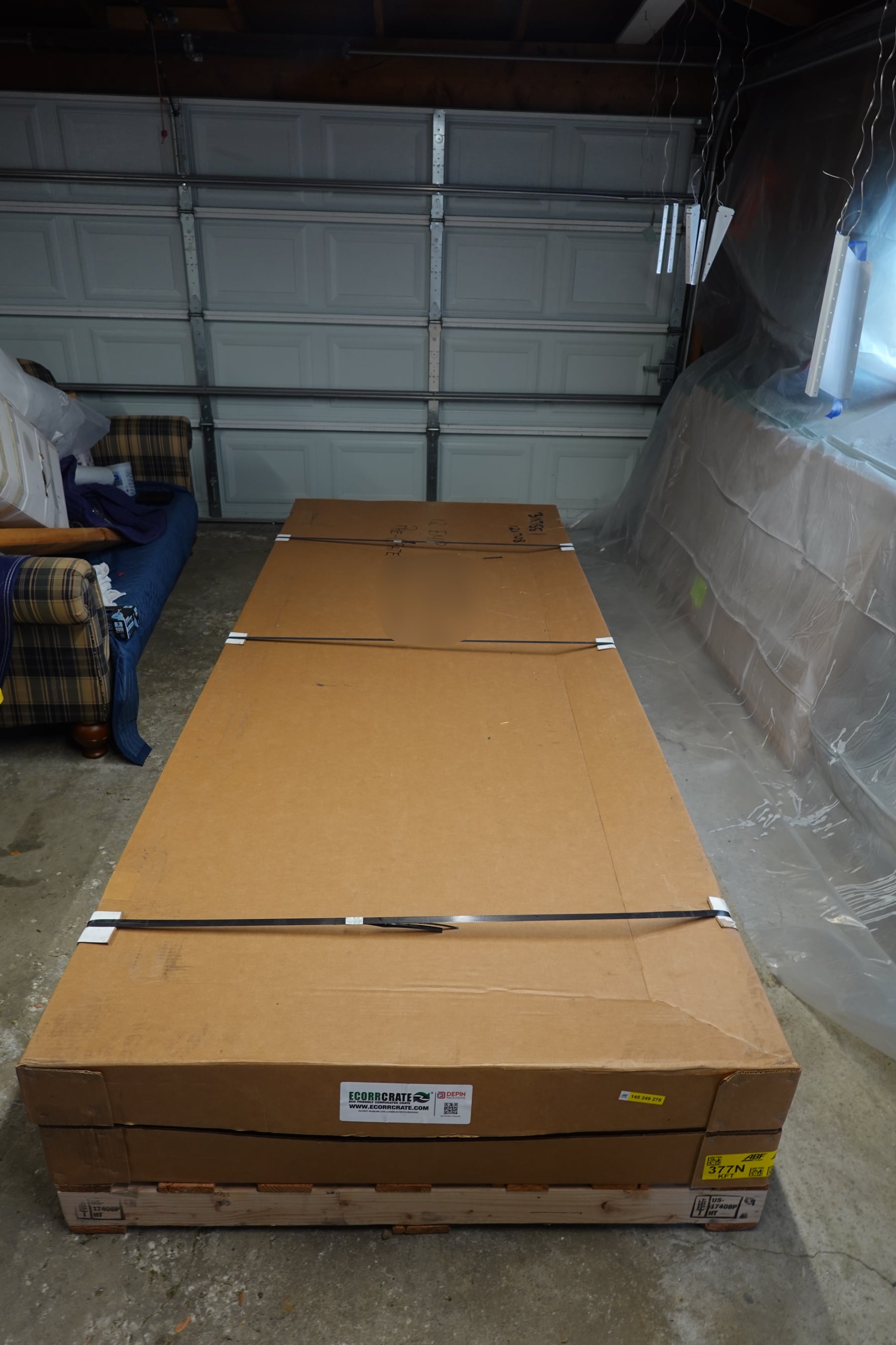 Empennage arrival & first weekend
