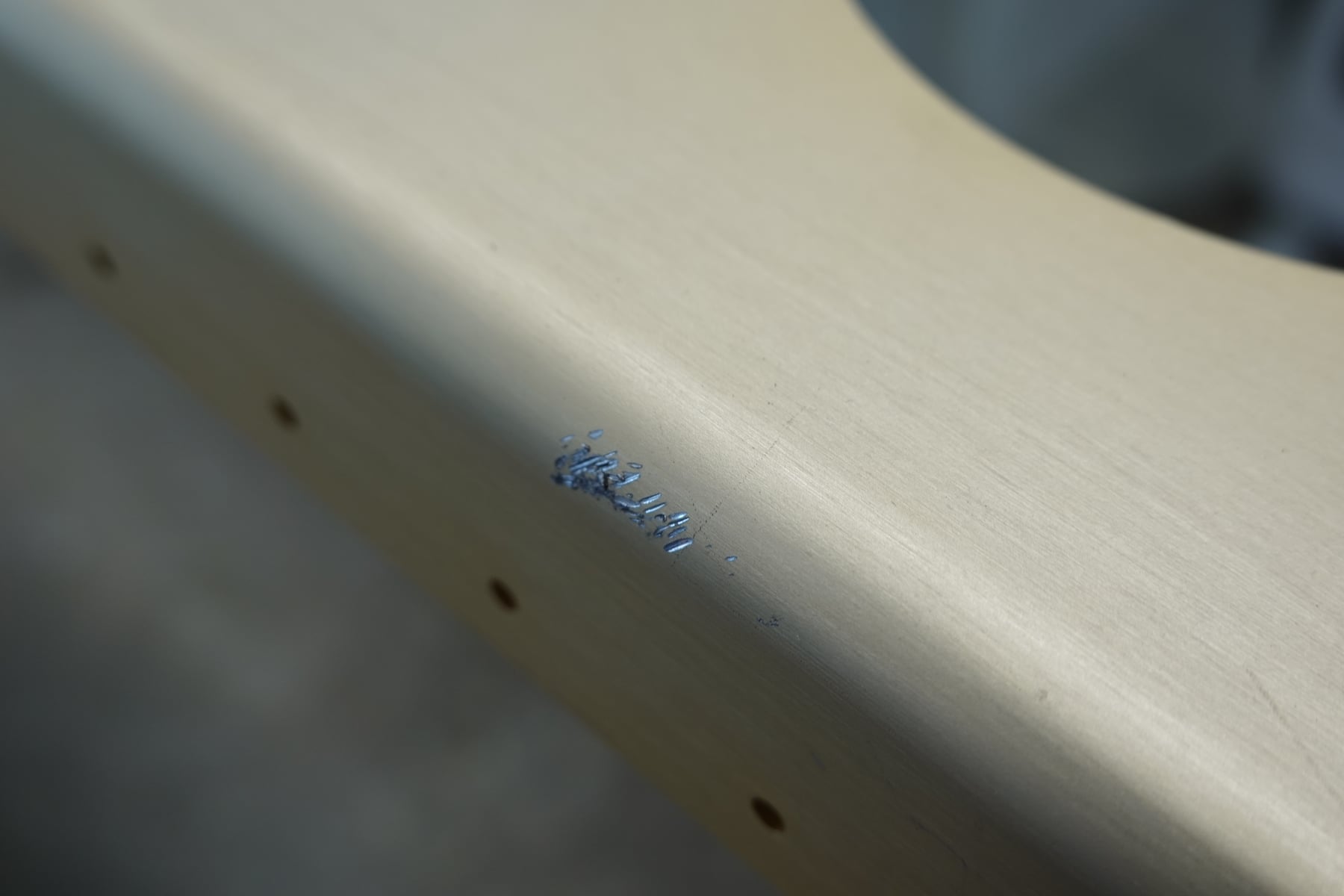 Up close of the scratch on the wing spar.
